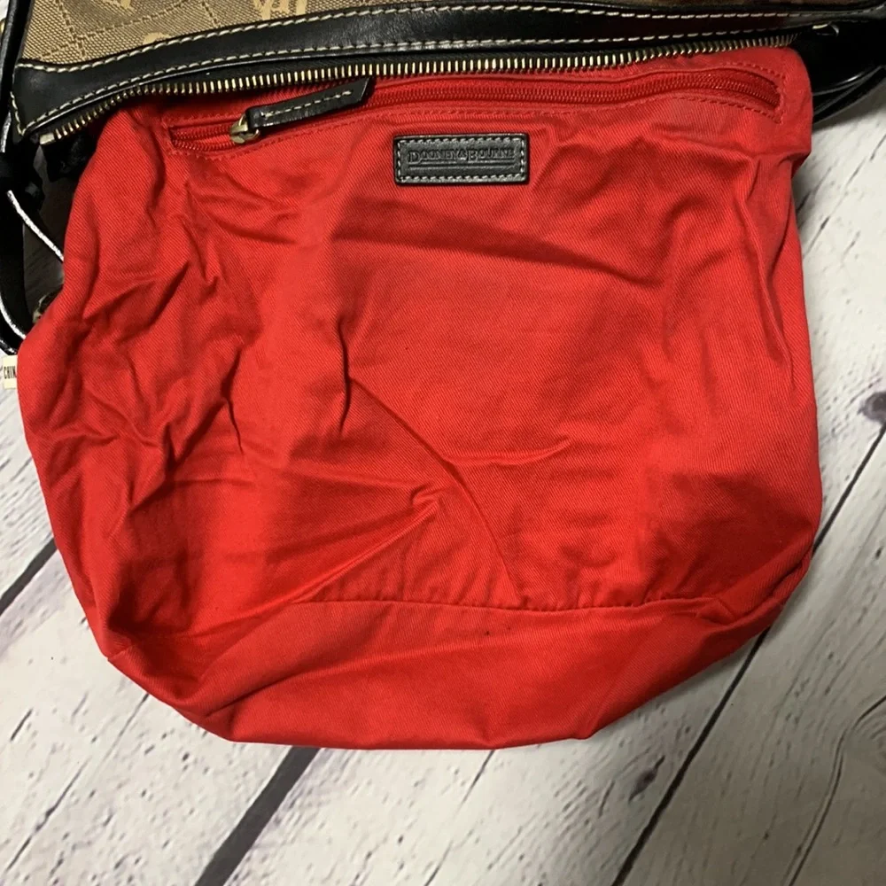 Women’s Dooney & Bourke Signature Quilted Hobo Bag